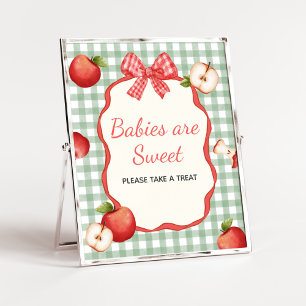 Gingham Apple från Öga Spädbarn är ett svenskt tec Poster