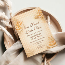 Gingham Cinnamon Roll Little Bun 1st Birthday Inbjudningar