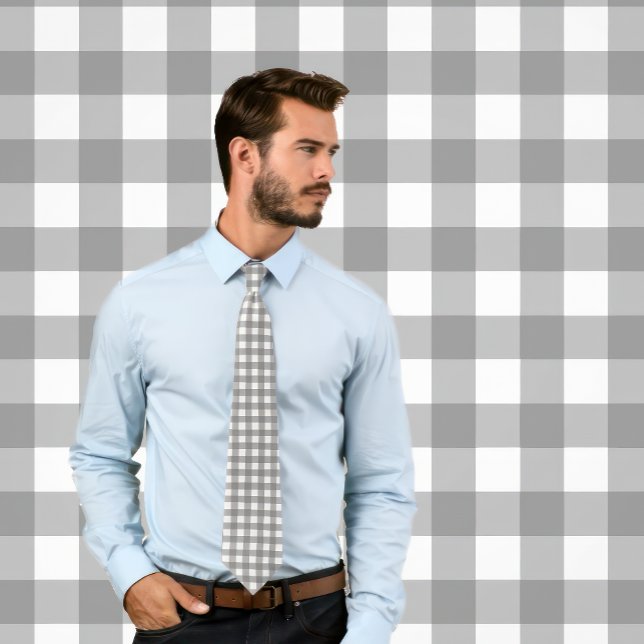 Gingham Grått på White Rand Slips (Man wears a gingham gray and white stripes necktie.)