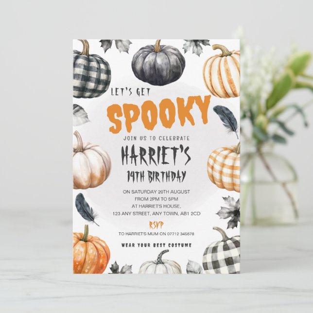 Gingham-pumpor Halloween-födelsedagsinbjudan Inbjudningar (Stående Fram)