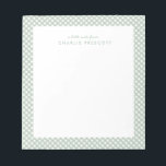 Gingham, söt, enkel personlig för grönt anteckningsblock<br><div class="desc">Med sin söta grönt gingham ram är det här anteckningsblocket det perfekt sättet att skicka en söt personlig. Texten lyder "lite anteckning från" och innehåller utrymme för ett namn, men kan redigeras för att säga vad du vill. Gör en underbar boskapsuppgift för en liten pojke eller flicka och fungerar också...</div>
