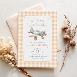 Gingham Time Flies Airplane First Birthday Inbjudningar