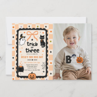 Gingham Trick Or Three Halloween Födelsedags Foto Inbjudningar