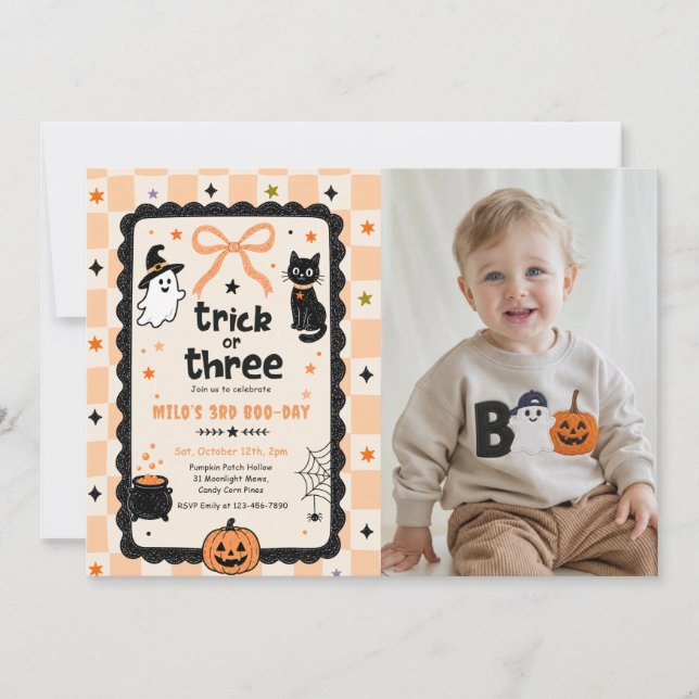 Gingham Trick Or Three Halloween Födelsedags Foto Inbjudningar (Framsida)