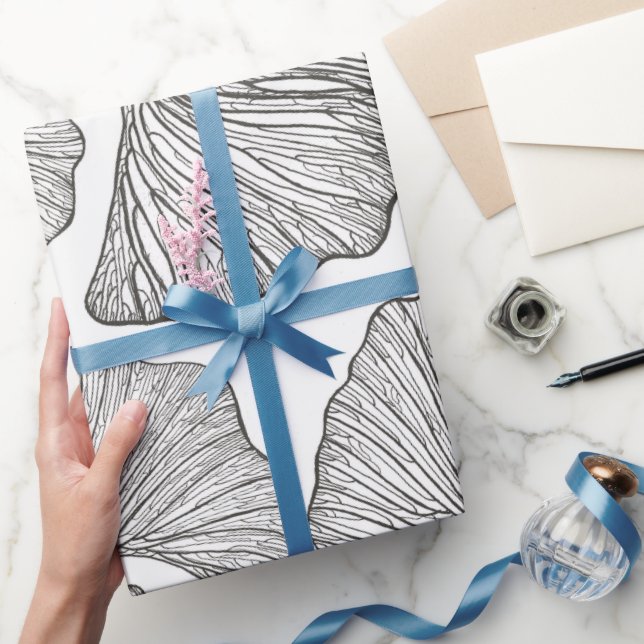 Ginkgo lämnar Wrapping papper. Svartvit Presentpapper (Gifting)