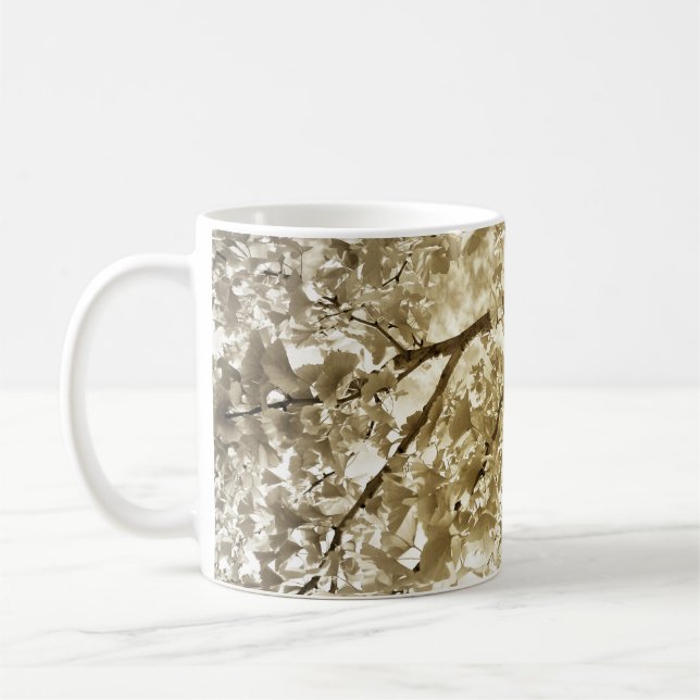 Ginkgobiloba i höst kaffemugg (Vänster)