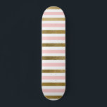 Gir Rosa, Vita och guldfetter Mönster Mini Skateboard Bräda 18,5 Cm<br><div class="desc">Ro Guld -  Rosa,  Vita och guldfotade Mönster för en modern söt och giftig gåva.</div>