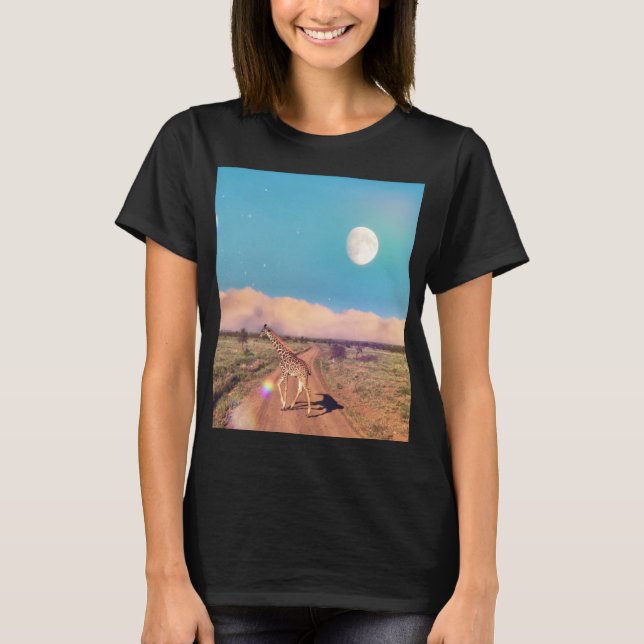Girafe in Serengeti - Stigning Måne T Shirt (Framsida)