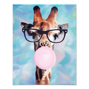 Giraff som blåser tuggummi blå spräcklig bakgrund fototryck