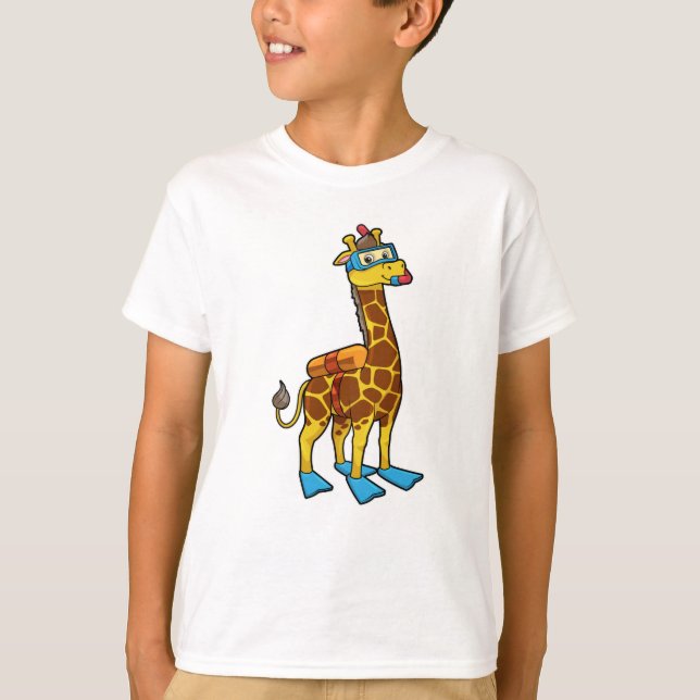 Giraffe as Diver with Swimming gogges & Flippers T Shirt (Framsida)