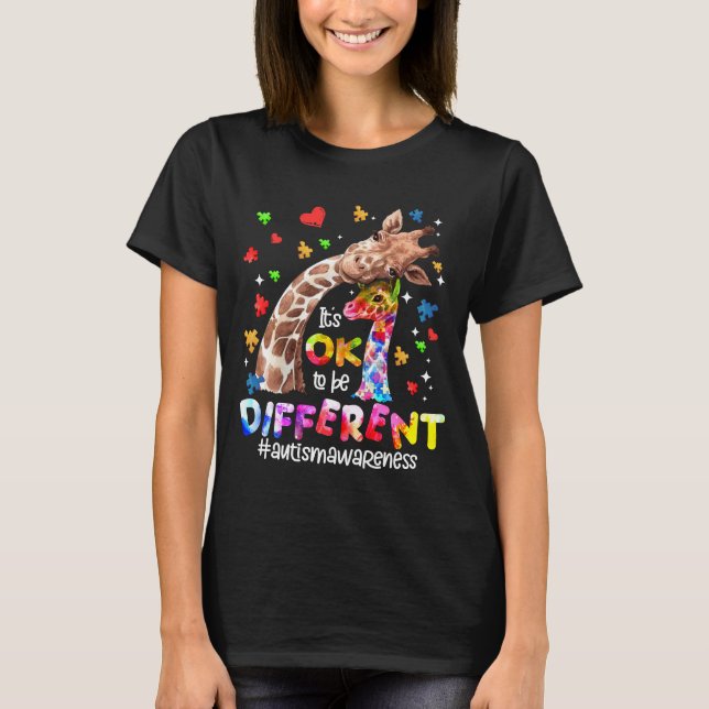 Giraffe, det är okej att vara annorlunda autismmed t shirt (Framsida)
