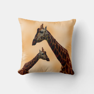 Giraffe Dubbla Trouble, Throw Cushion Kudde