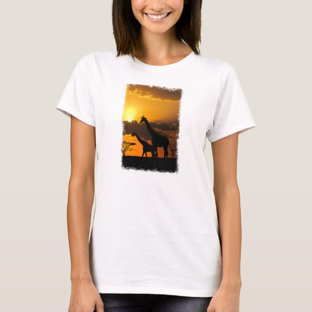 Giraffe Family 2 T Shirt (Framsida)