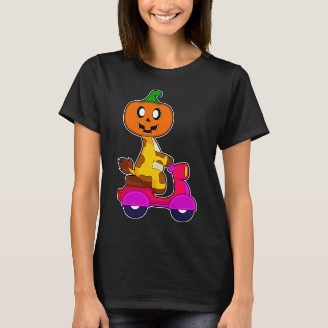 Giraffe Halloween Pumpkin Scooter T Shirt (Framsida)