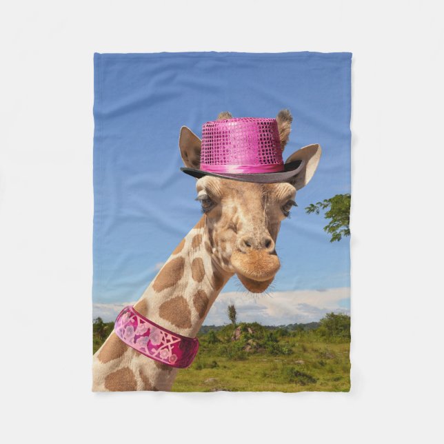 Giraffe in sparkly rosa hat fleecefilt (Framsidan)