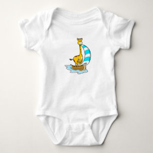 Giraffe med segelbåt t shirt