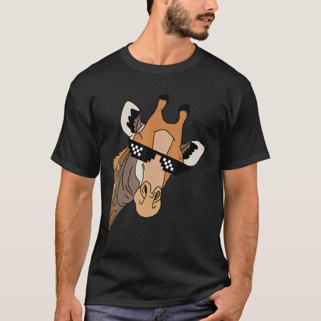 Giraffe med solglasögon, afrikansk och safari-djur t shirt (Framsida)