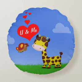 Giraffe och Butterfly i Kärlek Rund Kudde
