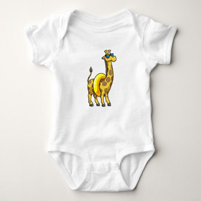 Giraffe on Beach with Simma ring & Sunglass T Shirt (Framsida)