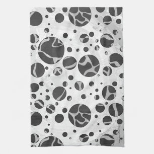 Giraffe Polka Dot Black and Light Grått Print Kökshandduk