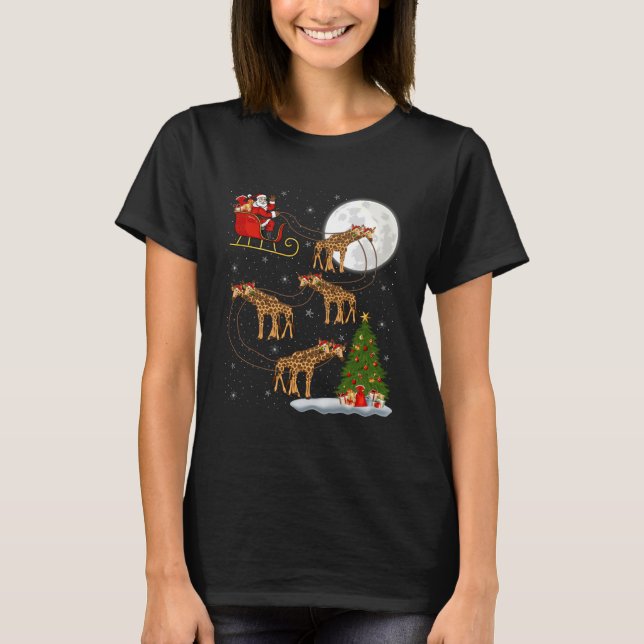 Giraffe Santa Sleigh Flying Funny Magical Christma T Shirt (Framsida)