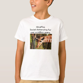 Giraffe Social Avstånd sex fötter T Shirt