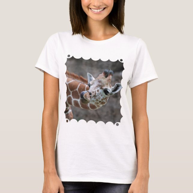 Giraffe Tunga Dam T-Shirt (Framsida)