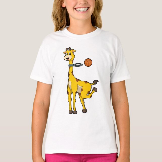 Giraffe vid Basketball med Basketball ring T Shirt (Framsida)