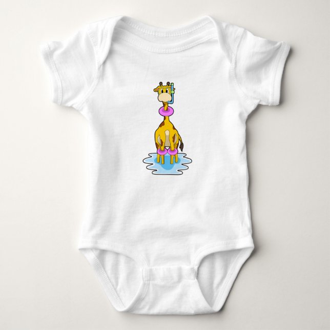 Giraffe vid Swimming med Simma ring T Shirt (Framsida)