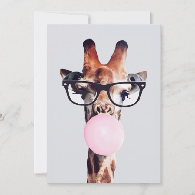 GIRAFFE WEARING GLASSES SOM BLÖSER EN ROSA BUBBLEG INBJUDNINGAR (Framsida)