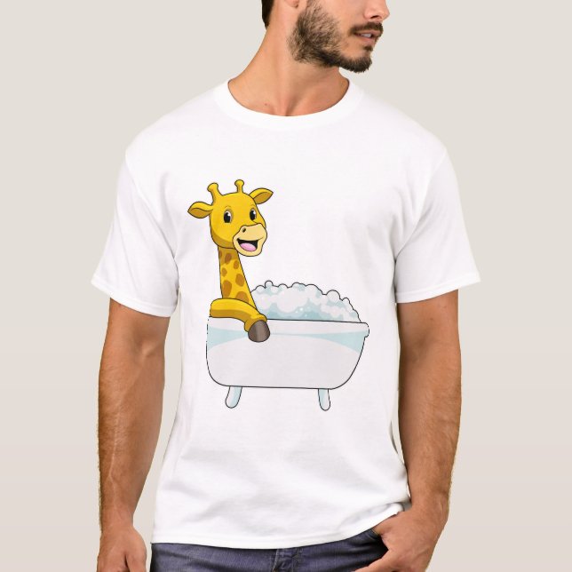 Giraffe with Bathtub with Foam T Shirt (Framsida)