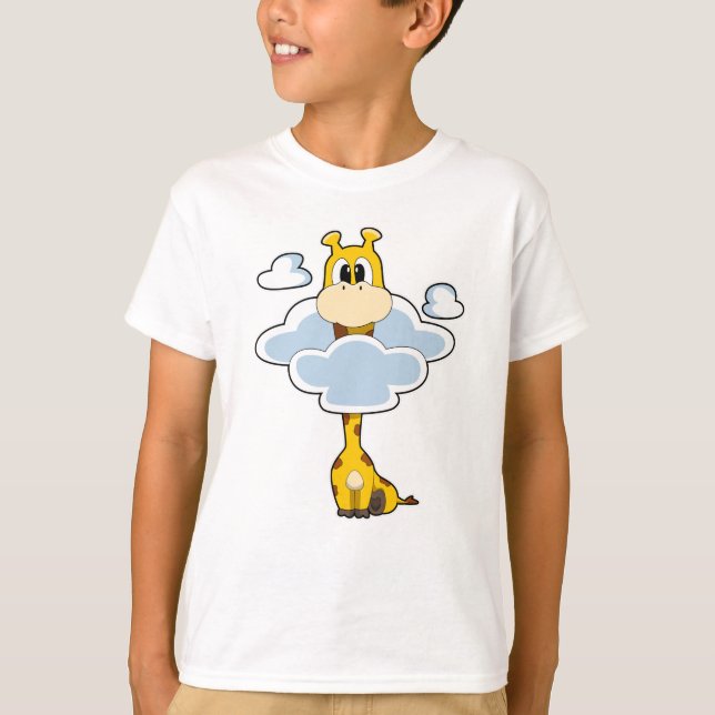 Giraffe with Clouds T Shirt (Framsida)