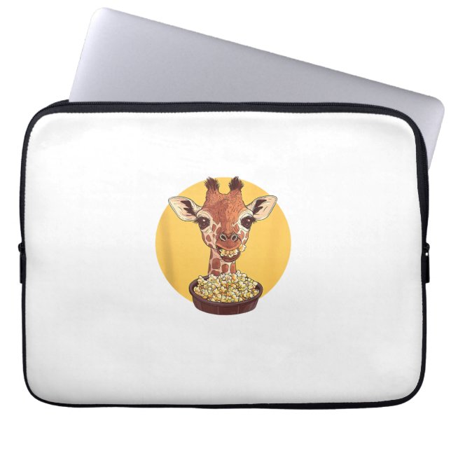 Giraffe with Popcorn Tecknad Animal Humor Laptop Fodral (Framsidan)