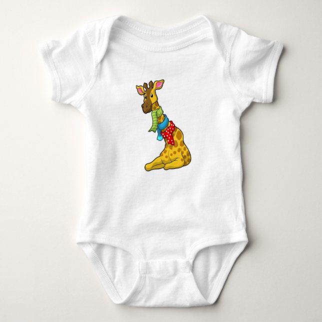 Giraffe with Scarf T Shirt (Framsida)