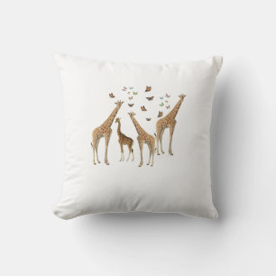 Giraffes Dekorativ kudde by Posh Little Finds