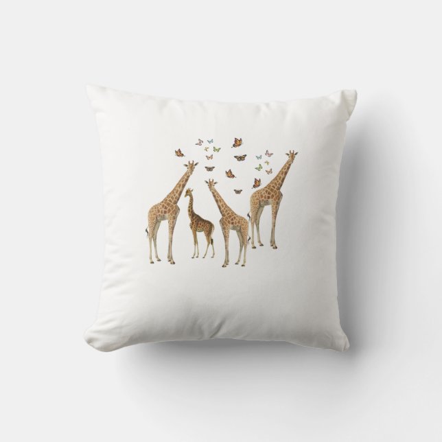 Giraffes Dekorativ kudde by Posh Little Finds (Framsida)