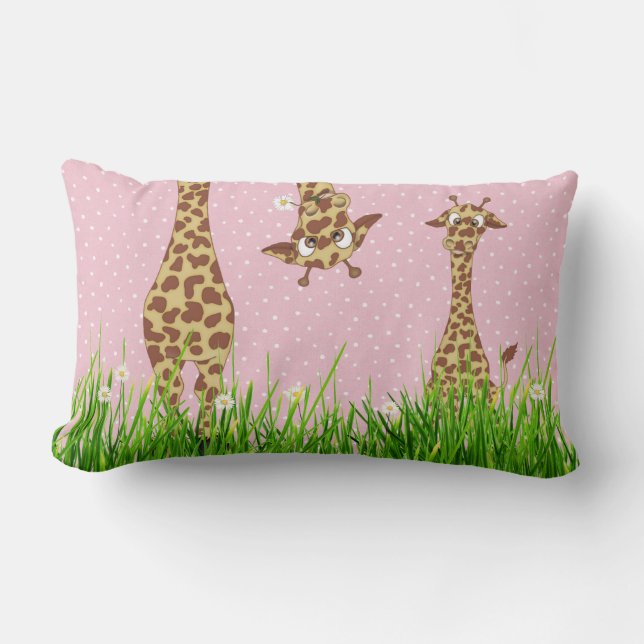 Giraffes in Grass with Daisys Lumbar Pillow Lumbarkudde (Framsida)