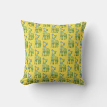 Giraffes, kyss, Romantik Throw Cushion,Gult