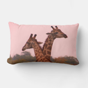 Giraffes med rosa himmel lumbarkudde