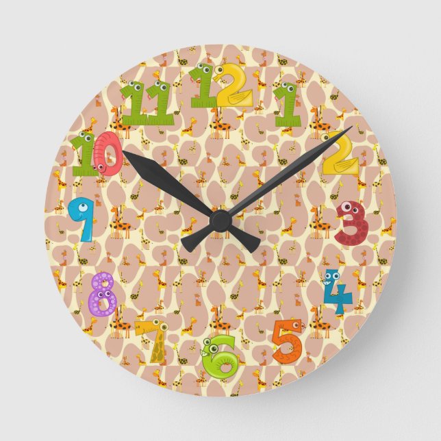 Giraffes Round Clock Rund Klocka (Framsida)