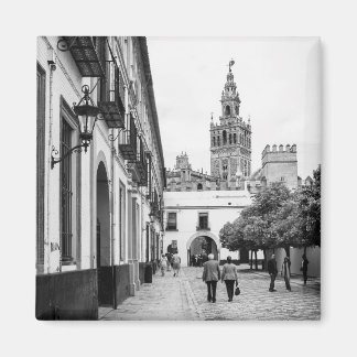 Giralda: Sevilla Magnet