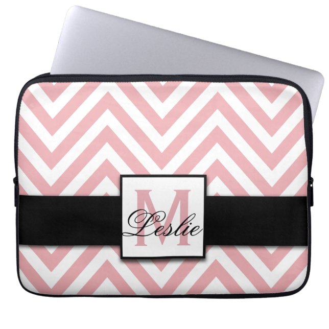 GIRALT PERSONLIG CORAL ROSA CHEVRON MÖNSTER LAPTOP SLEEVE (Framsidan)