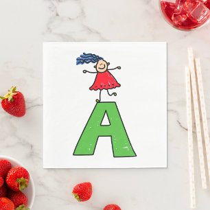 Girl Dancing på Grönt Brev A Roligt Alphabet Pappersservett