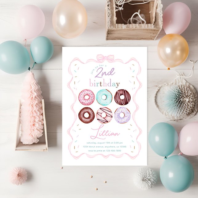 Girl Donut och Rosa Bow Födelsedagsfest Inbjudningar (Skapare uppladdad)