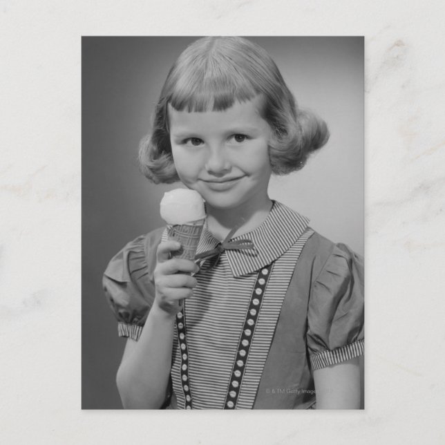 Girl Eating Ice Cream Vykort (Framsida)