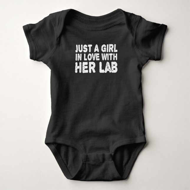 Girl In Love With Her Lab  Labrador Retriever T Shirt (Framsida)