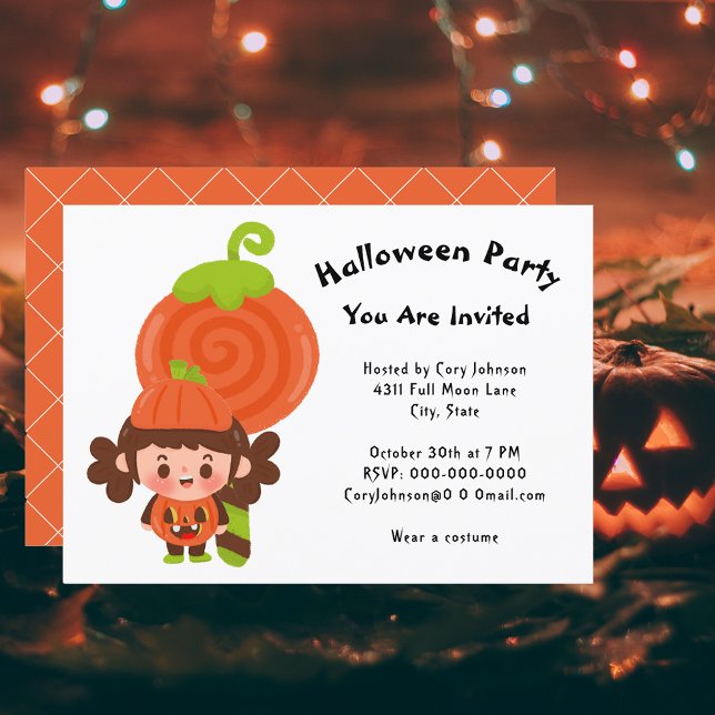 Girl in Pumpkin Costume Lollipop Halloween fest Inbjudningar (Girl in Pumpkin Costume Lollipop Halloween Party Invitation)