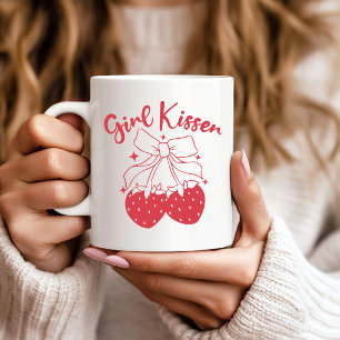 Girl Kisser Pride-Cute Strawberry Coquette Lesbisk Kaffemugg