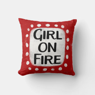 Girl on Fire Dekorativ kudde