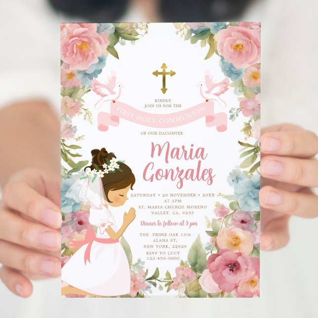 Girl Praying First Heliga Communion Rosa Blommigt Inbjudningar (Skapare uppladdad)